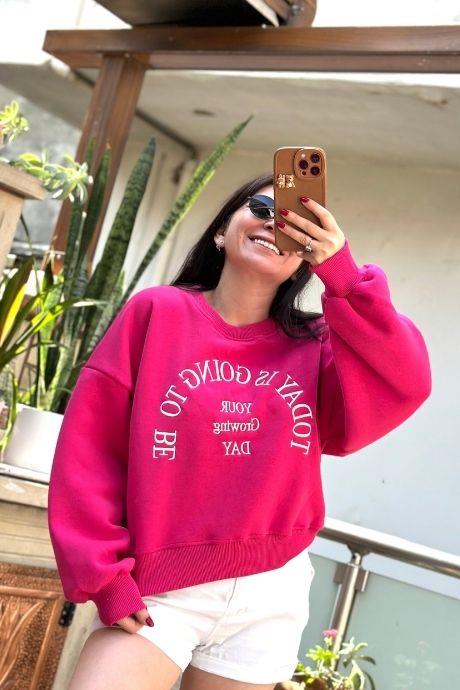 Balon Kol Bisiklet Yaka Rahat Kalıp Nakışlı Yazı Detaylı Sweatshirt FUŞYA