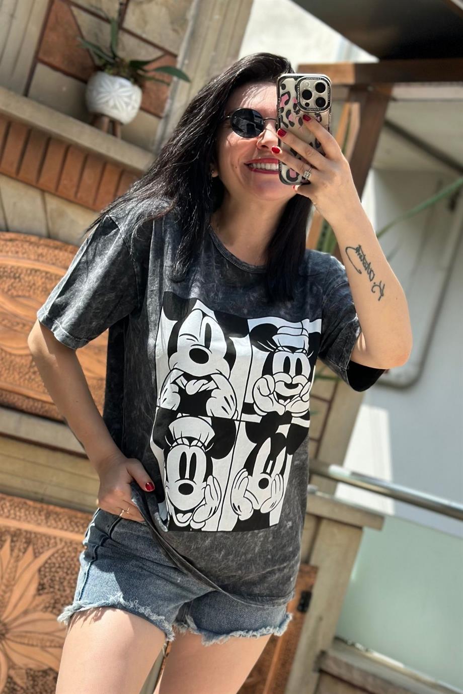 Bisiklet Yaka Çizgi Karakter Baskılı Tshirt Antrasit