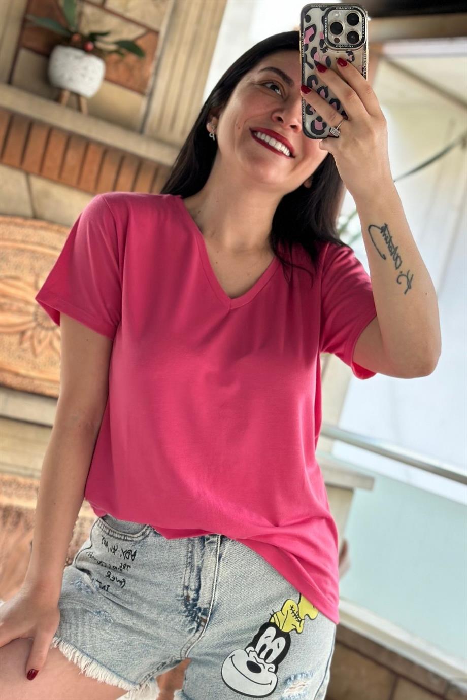V Yaka Basic Tshirt FUŞYA