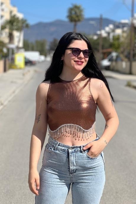 Etek Taş Zincir Detaylı Halter Yaka Crop Kahve