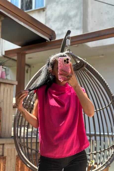 Omuz Vatka Degaje Dökümlü Sıfır Kol Bluz Fuşya