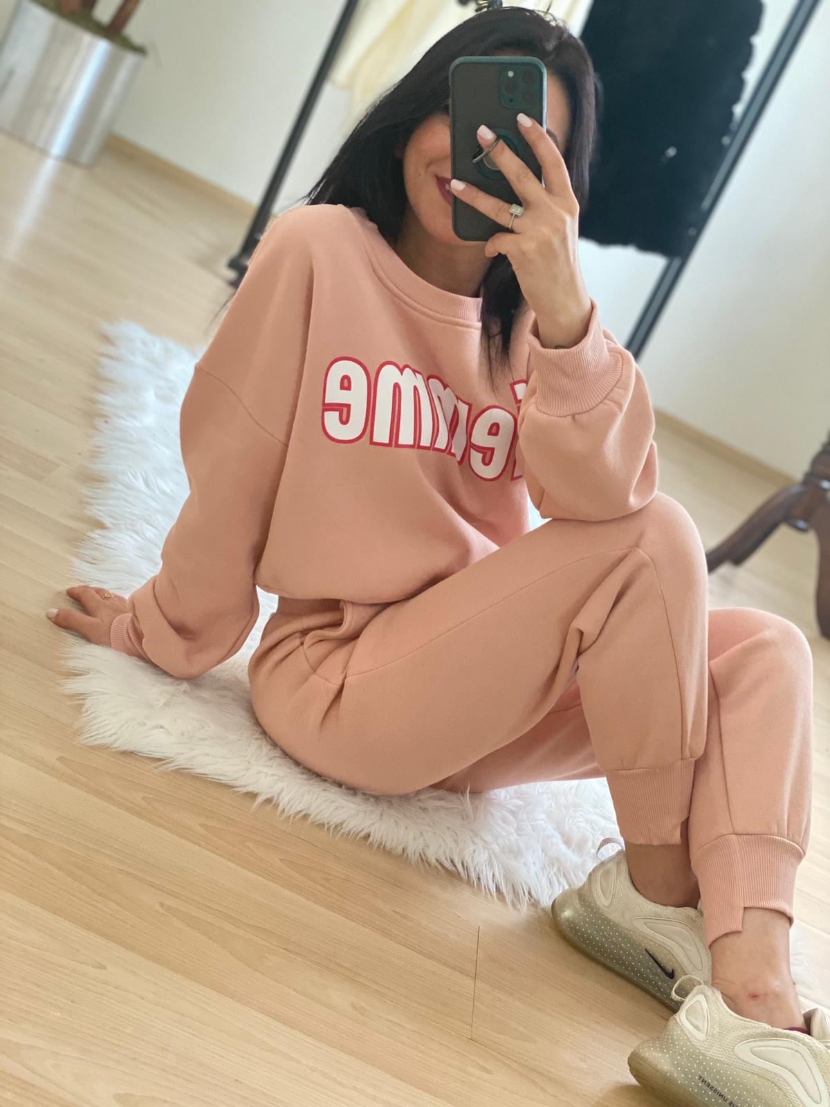 Femme Yazılı Pudra Renkli Polar Sweat
