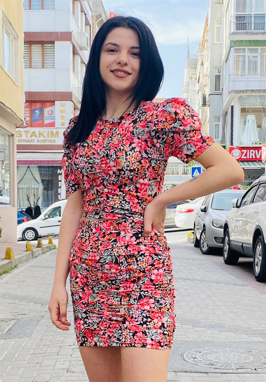 Narçiçeği Büzgülü Prenses Kol Bluz Etek İkili Takım