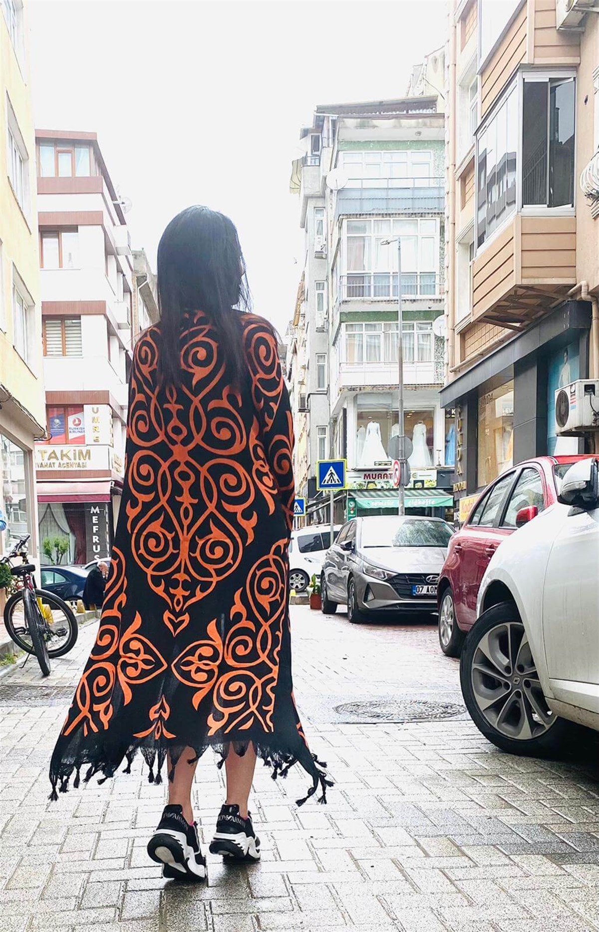 Turuncu Desenli Püskül Detaylı Kimono