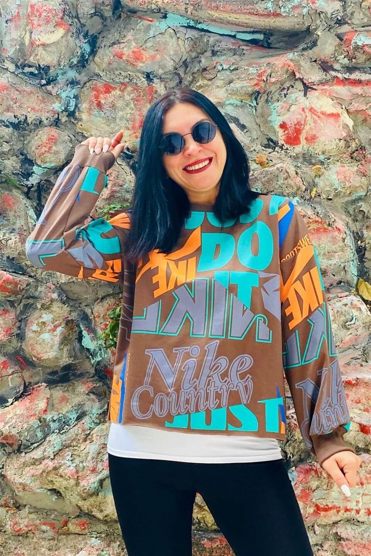 Yazı Detaylı Nike Kahve Sweat