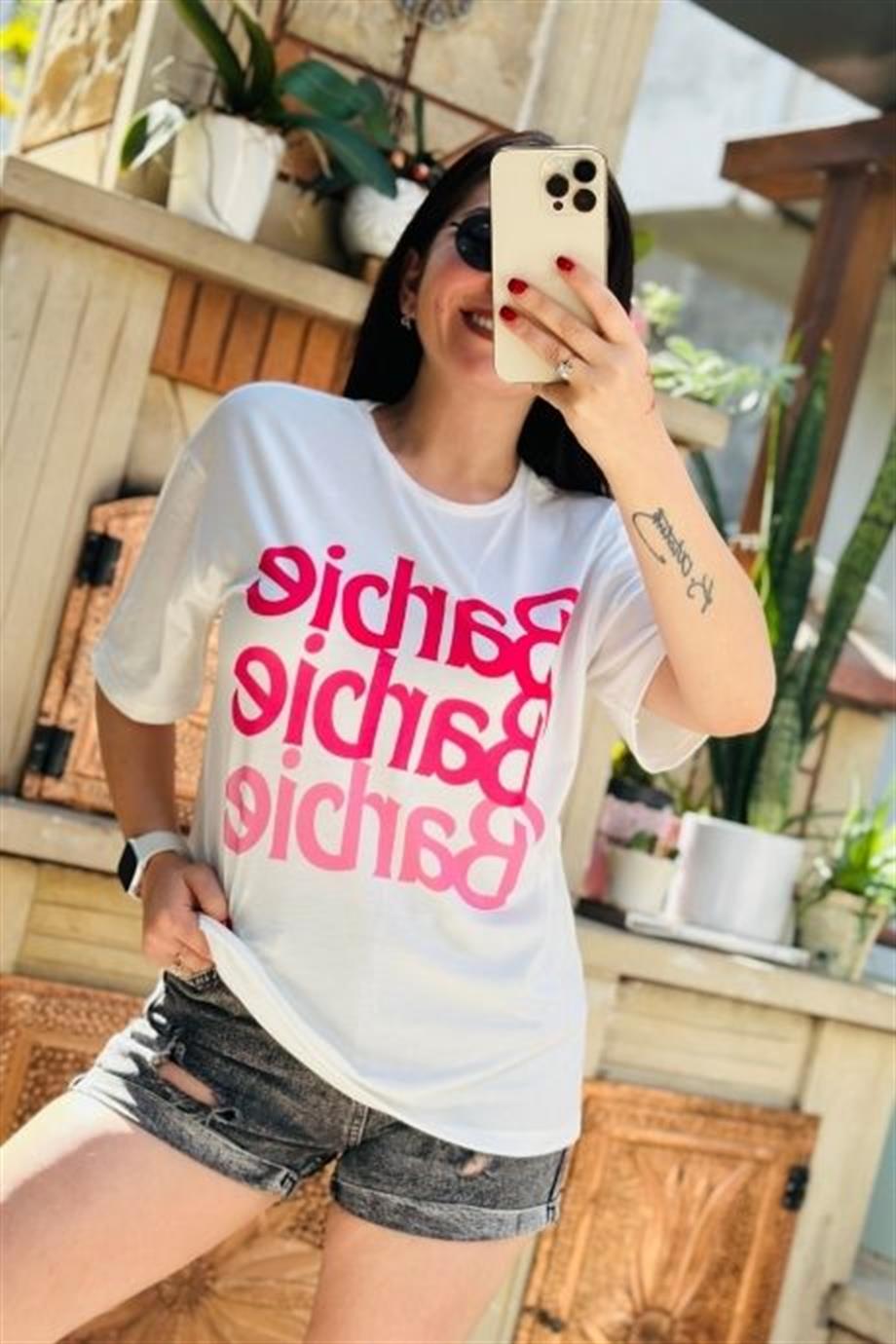 Barbie Üç Barbie Yazı Baskılı Pamuklu T-shirt EKRU