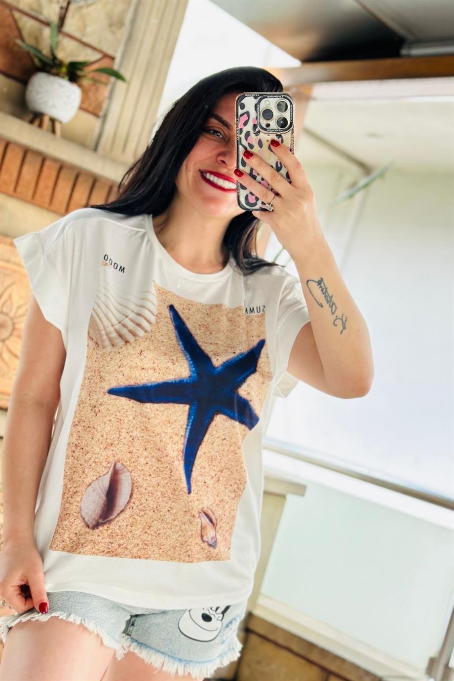 Bisiklet Yaka Dijital Deniz Yıldızı Baskılı Tshirt EKRU