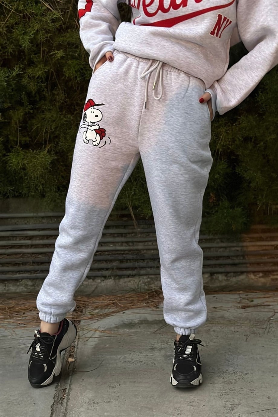 Yüksek Bel Bağcıklı Karekter Baskılı 3 İplik Şardonlu Eşofman