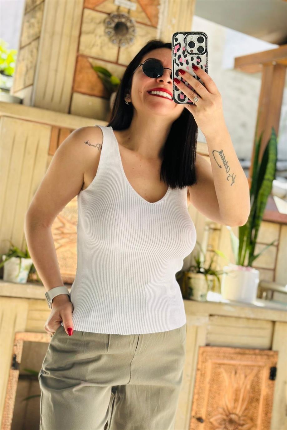 V Yaka Triko Bluz EKRU