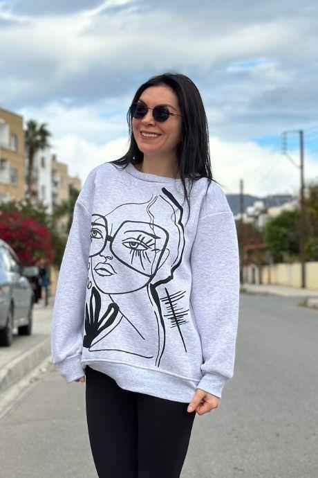 Bisiklet Yaka Yüz Baskılı Rahat Kalıp Sweatshirt GRİ