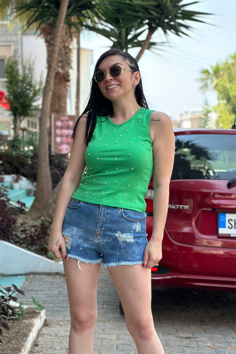 Sıfır Kol İnci Taş Süslemeli Fitilli Kaşkorse Bluz Fıstık Yeşili