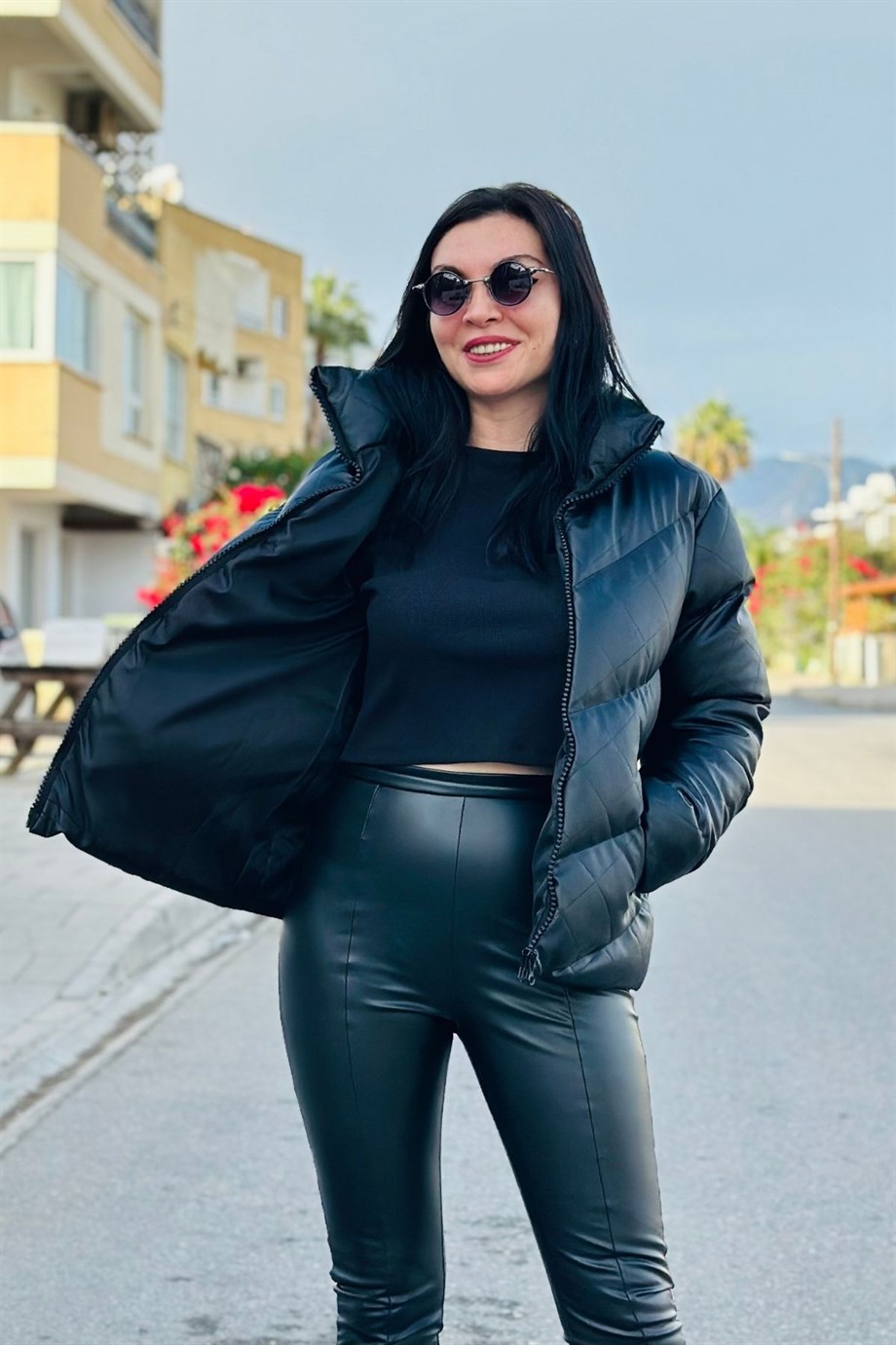 Dik Yaka Cepli Kısa Deri Mont Siyah