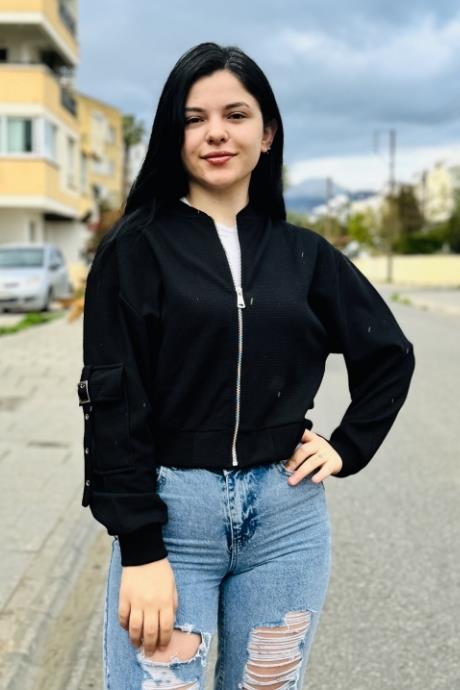 Dik Yaka Kolu Cep Detayl Kısa  Hırka SİYAH