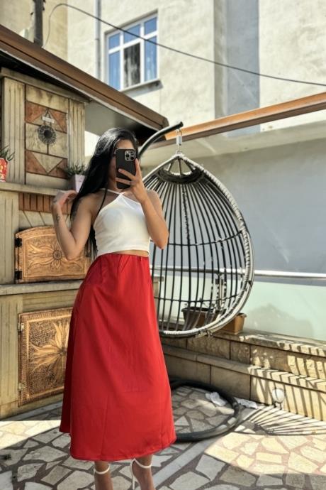 Yüksek Bel Lastikli Asimetrik Saten Etek Kırmızı