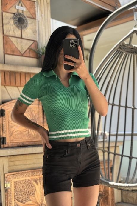 V Yaka Çift Şerit Detaylı Triko Crop