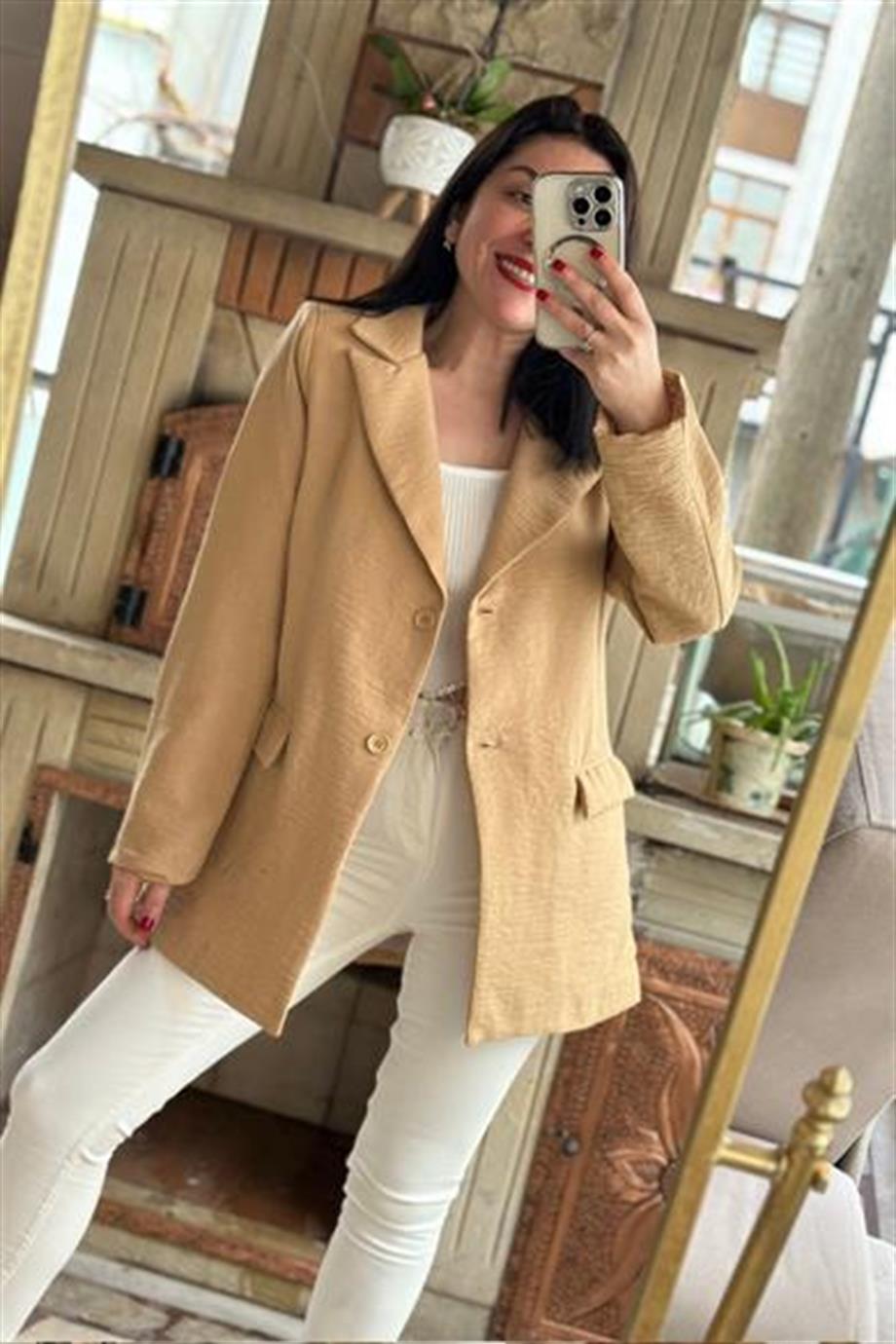 Omuz Vatkalı Çift Düğmeli Cep Detaylı İçi Astarlı Blazer Ceket CAMEL