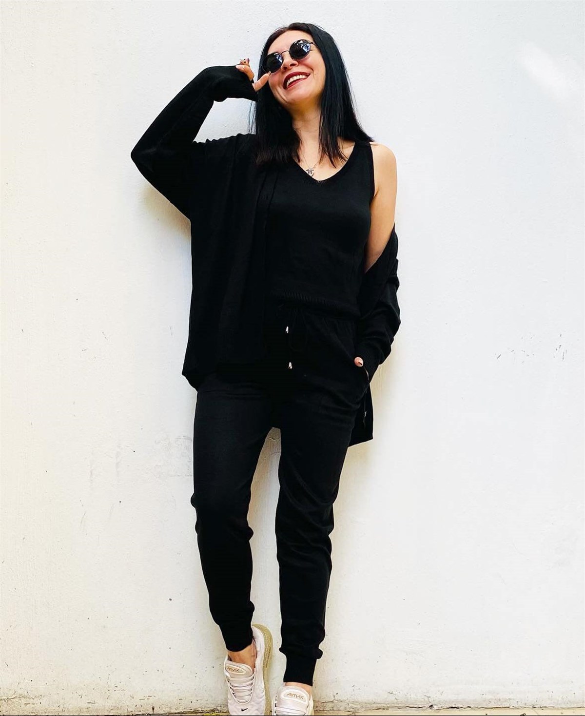 3'lü Siyah Rengi Cepli Triko Takım