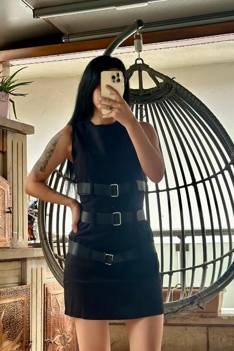 Sıfır Kol Model Kemer Detaylı Elbise Siyah