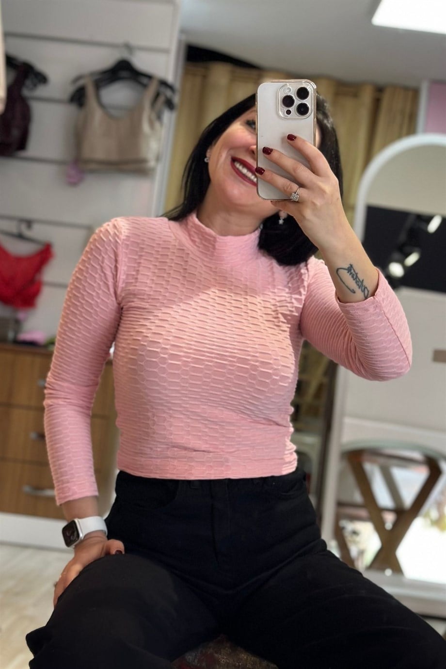 Dik Yaka Petek Desenli Likralı Bluz Pudra