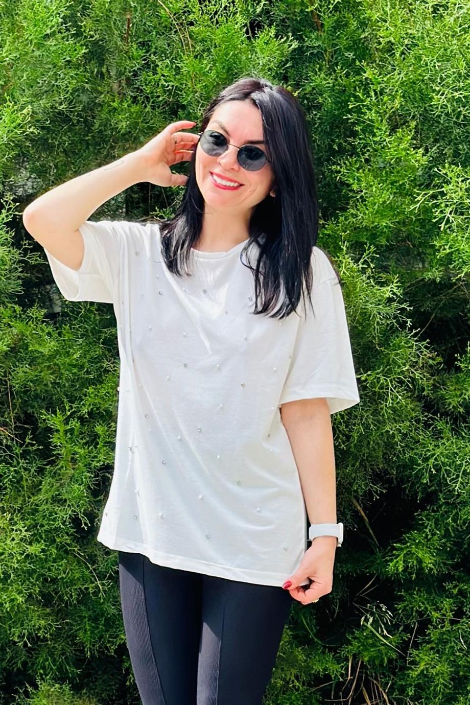 Bisiklet Yaka İnci Taş Detaylı Tshirt EKRU