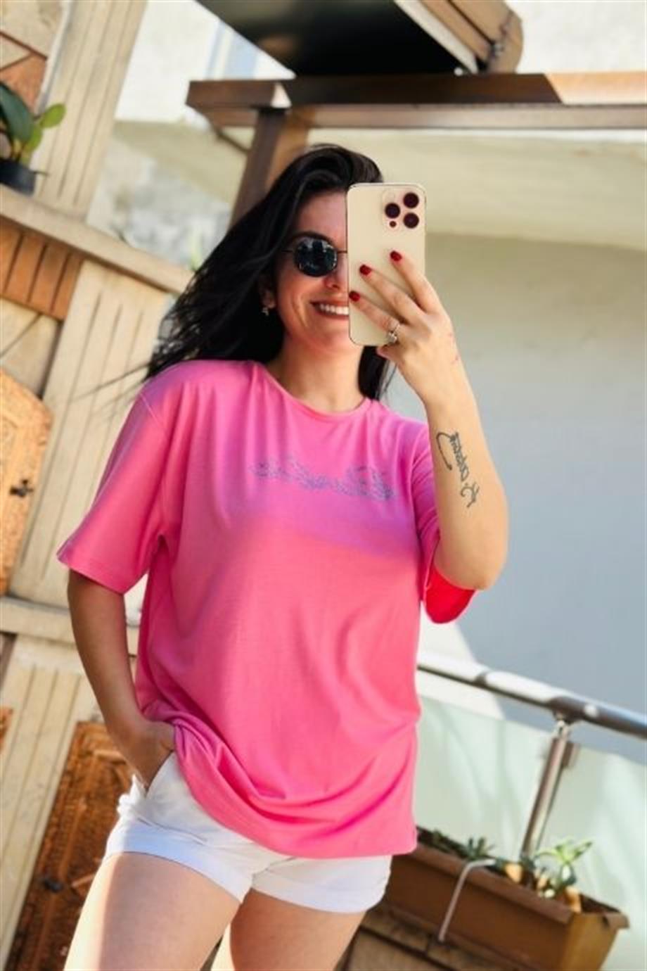 Taş Yazı İşleme Detaylı Barbie Pamuklu T-shirt PEMBE