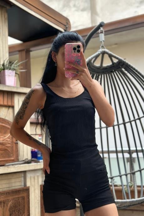 U Yaka Düz Basic Atlet Siyah