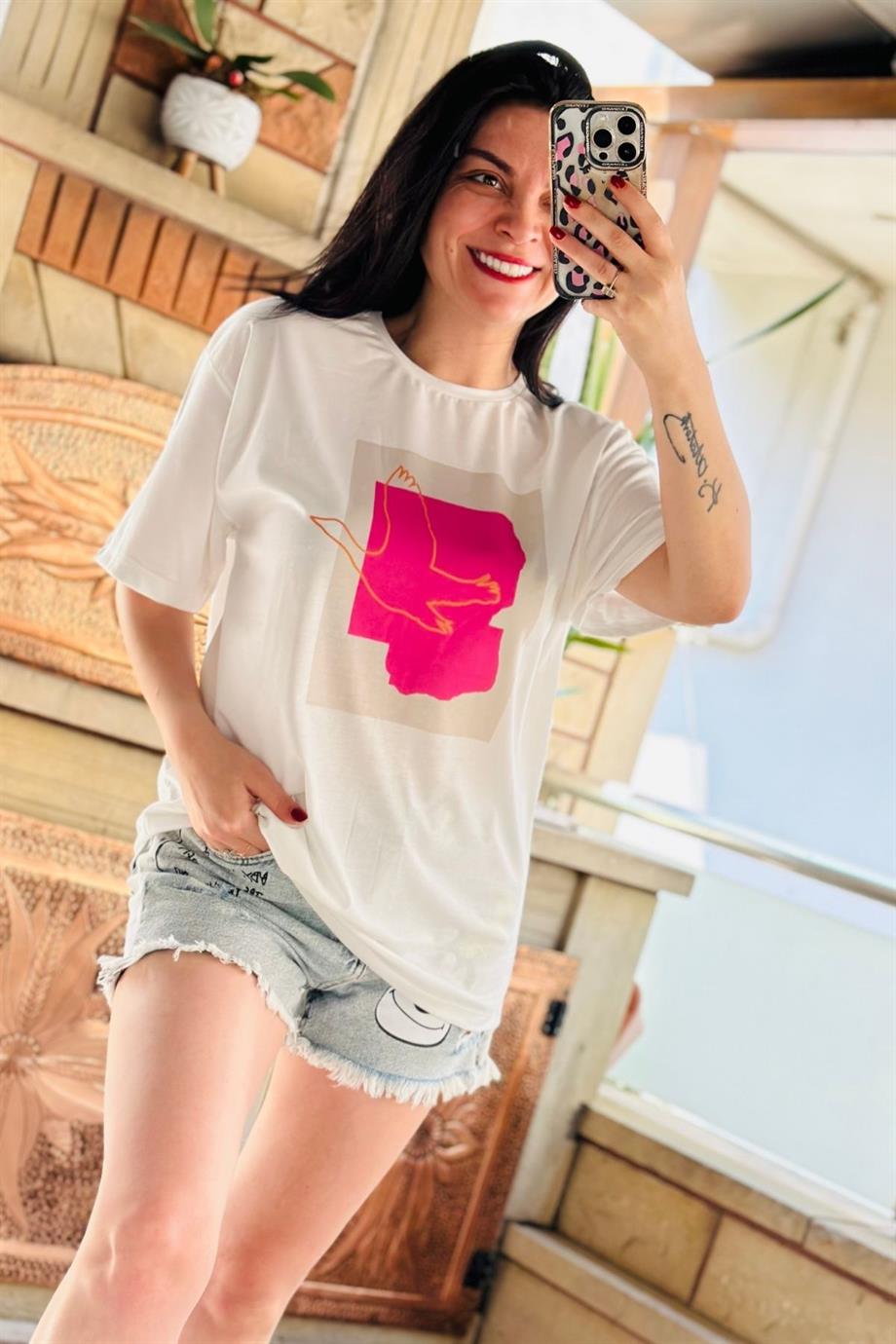 Bisiklet Yaka Kare İçi Boş Kuş Dijital Baskılı Tshirt EKRU