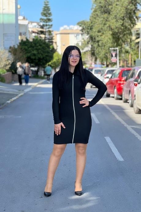 Yaka Kürk Detaylı Uzun Kollu Elbise Siyah