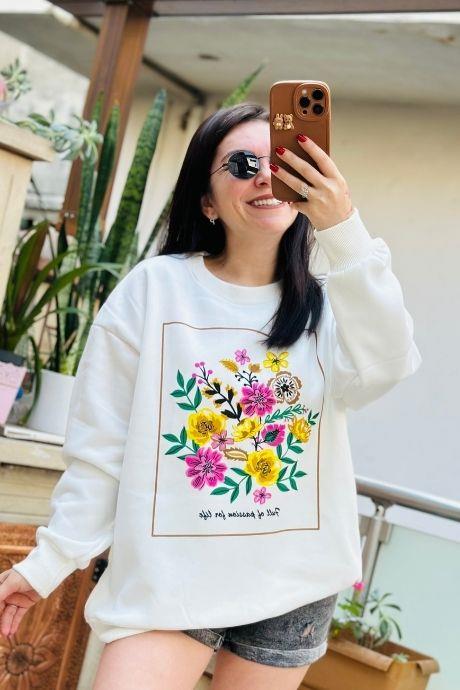 Çiçek Baskılı Bisiklet Yaka Şardonlu  Sweatshirt EKRU