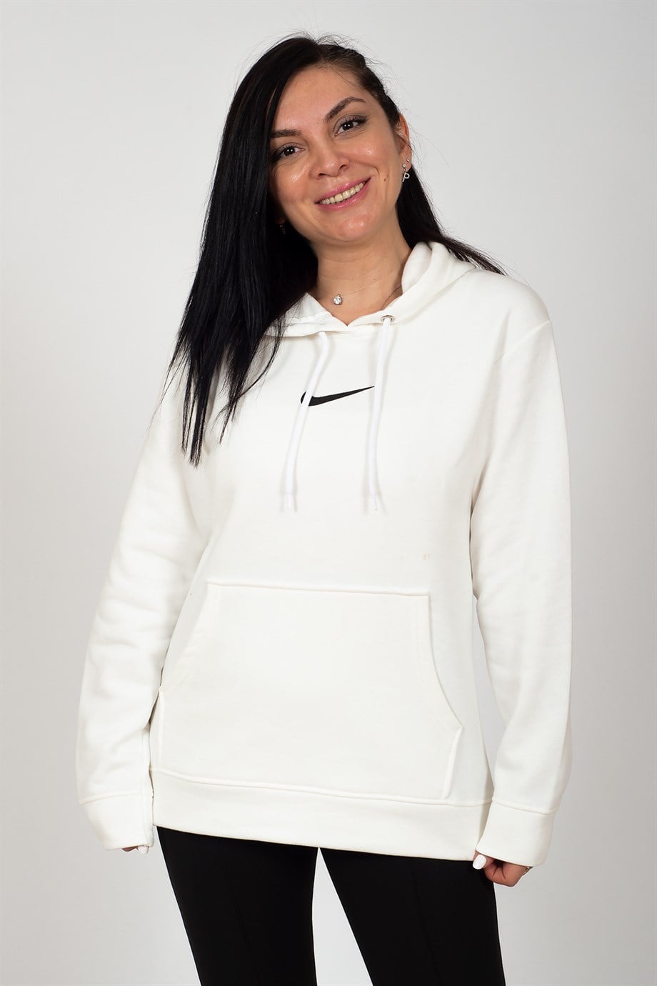 Beyaz Kapüşonlu Baskı Detaylı Salaş İçi Şardonlu Sweatshirt