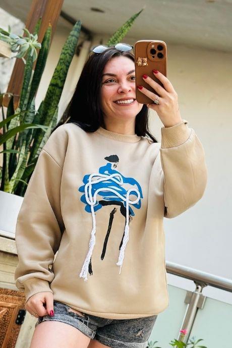İp Nakış Detaylı Bisiklet Yaka Baskılı Sweatshirt BEJ