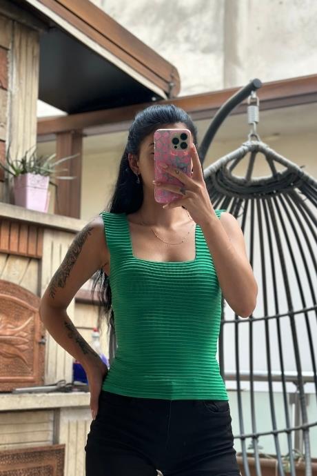Fitilli Kalın Askılı Crop Top ZÜMRÜT