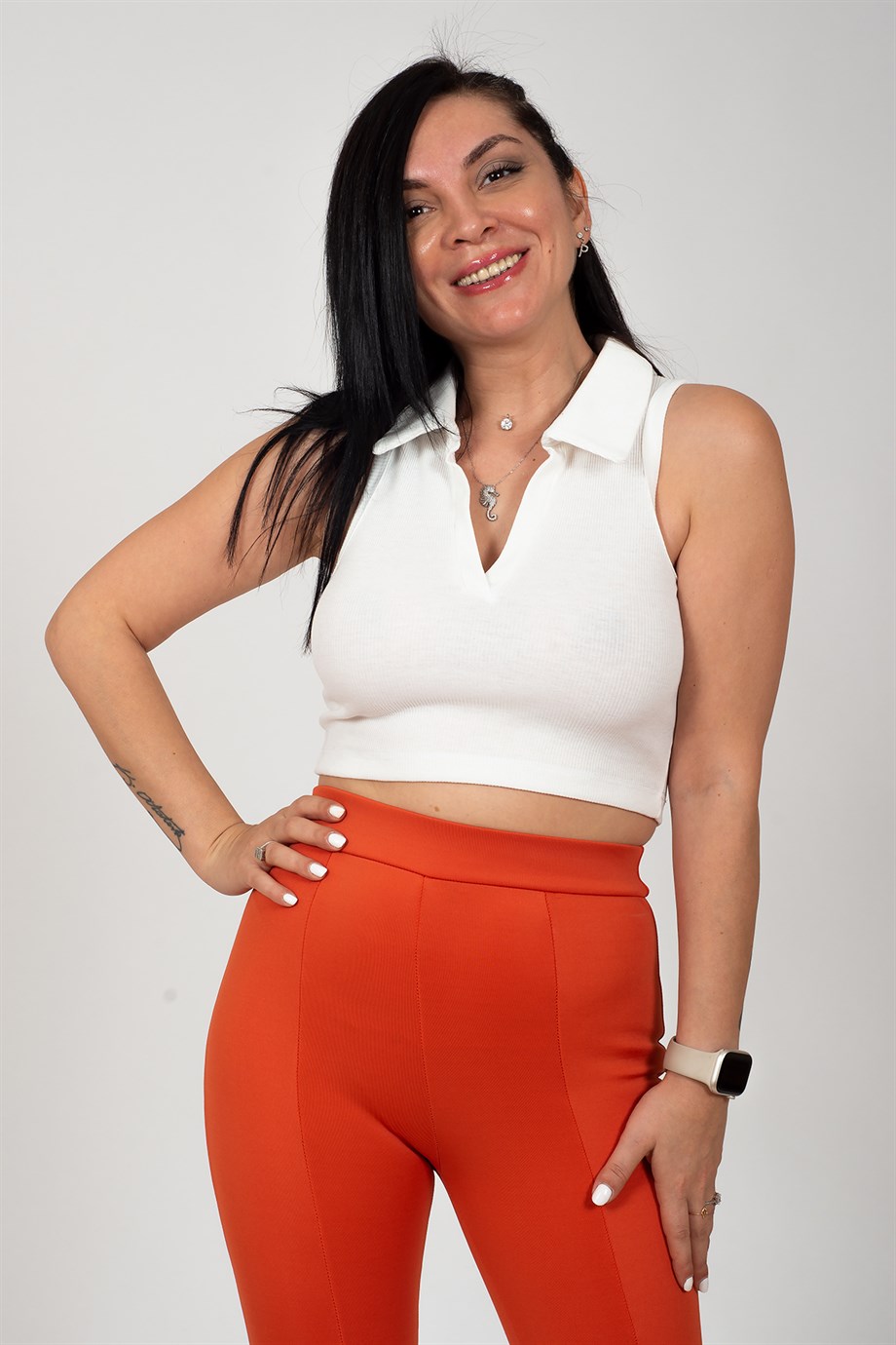 Beyaz V Dekolte Yakalı Kaşkorse Bluz