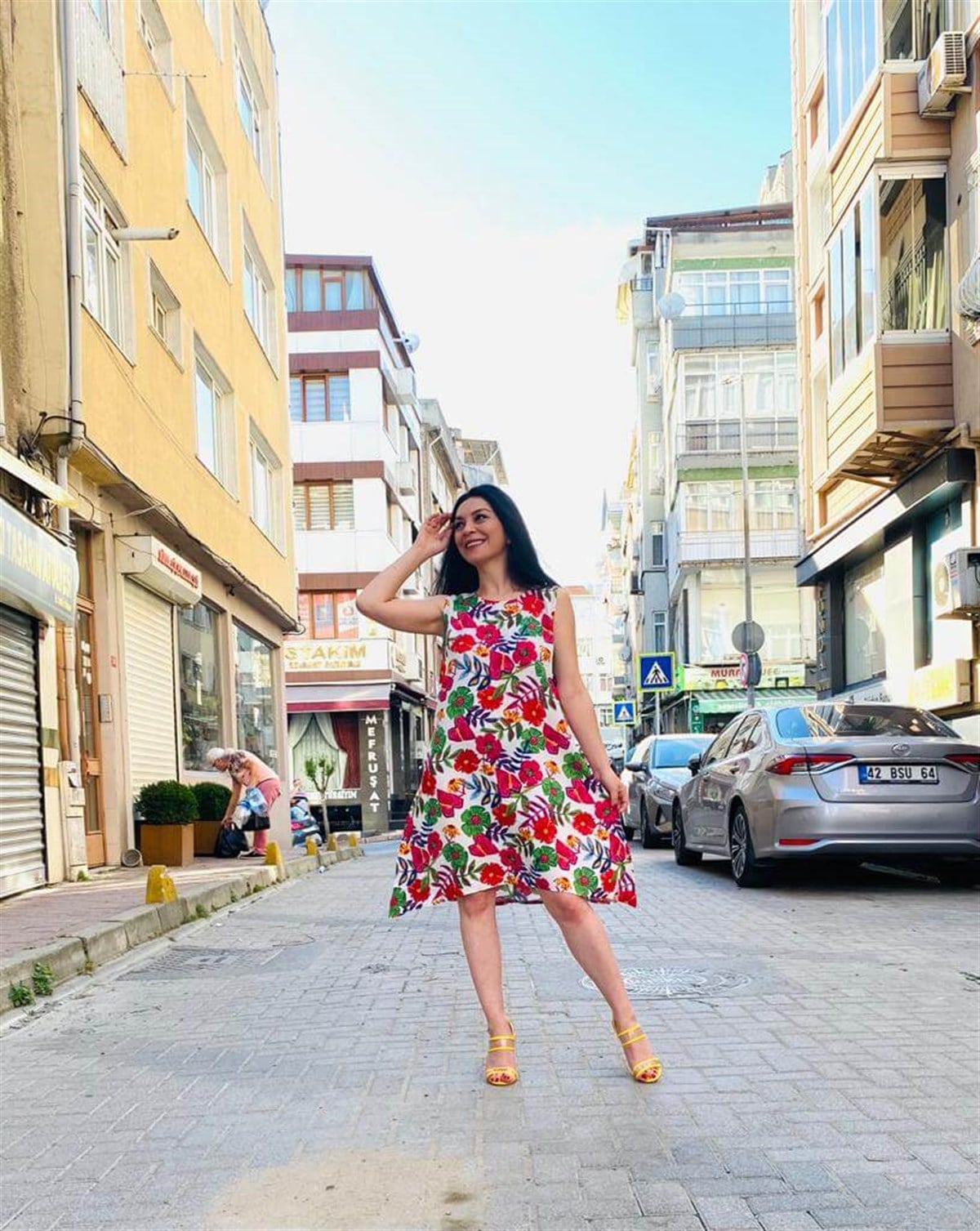 Beyaz Renkli Baskılı Oversize Tunik Elbise