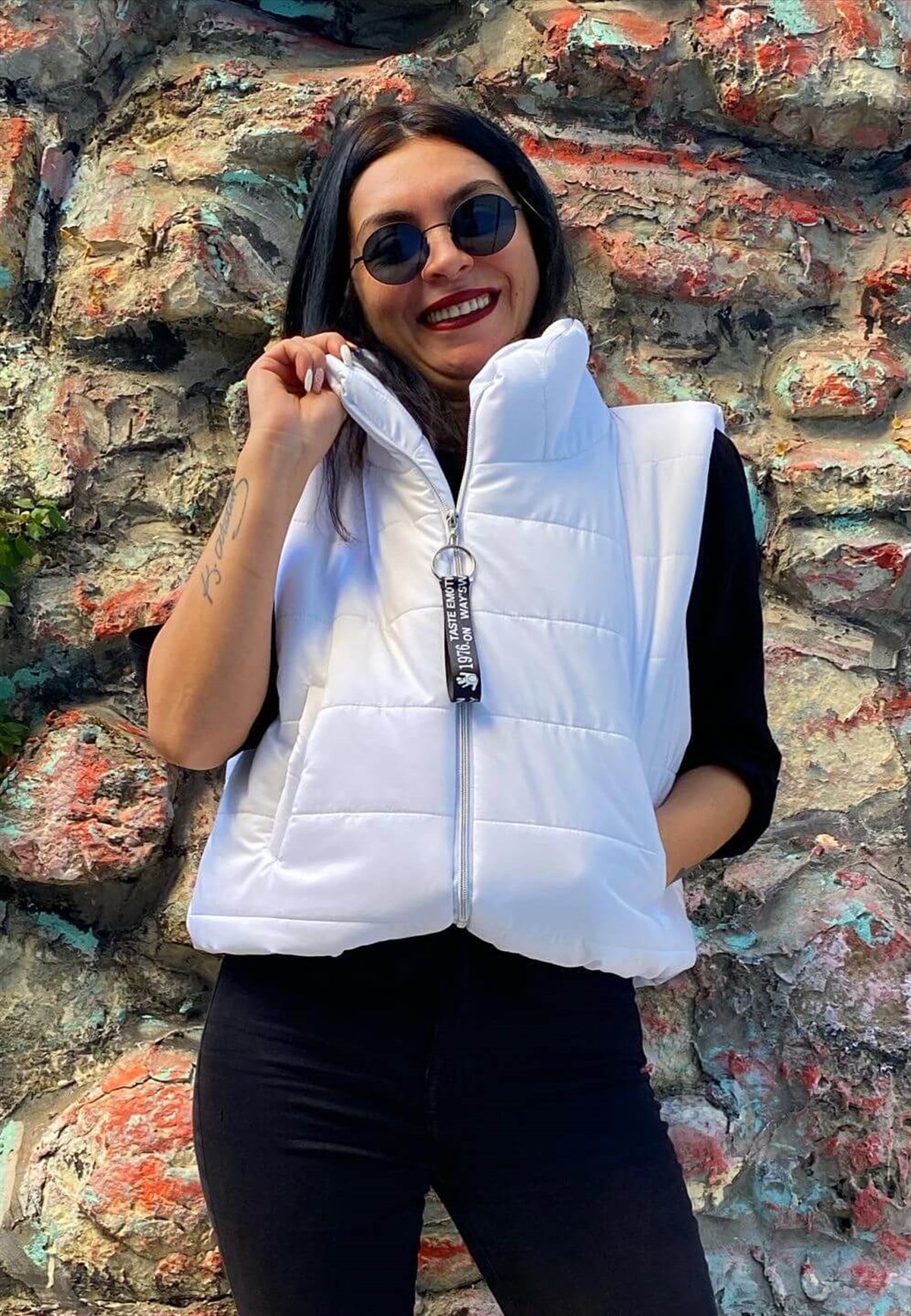 Beyaz Su Geçirmez Micro Şişme Cepli Yelek