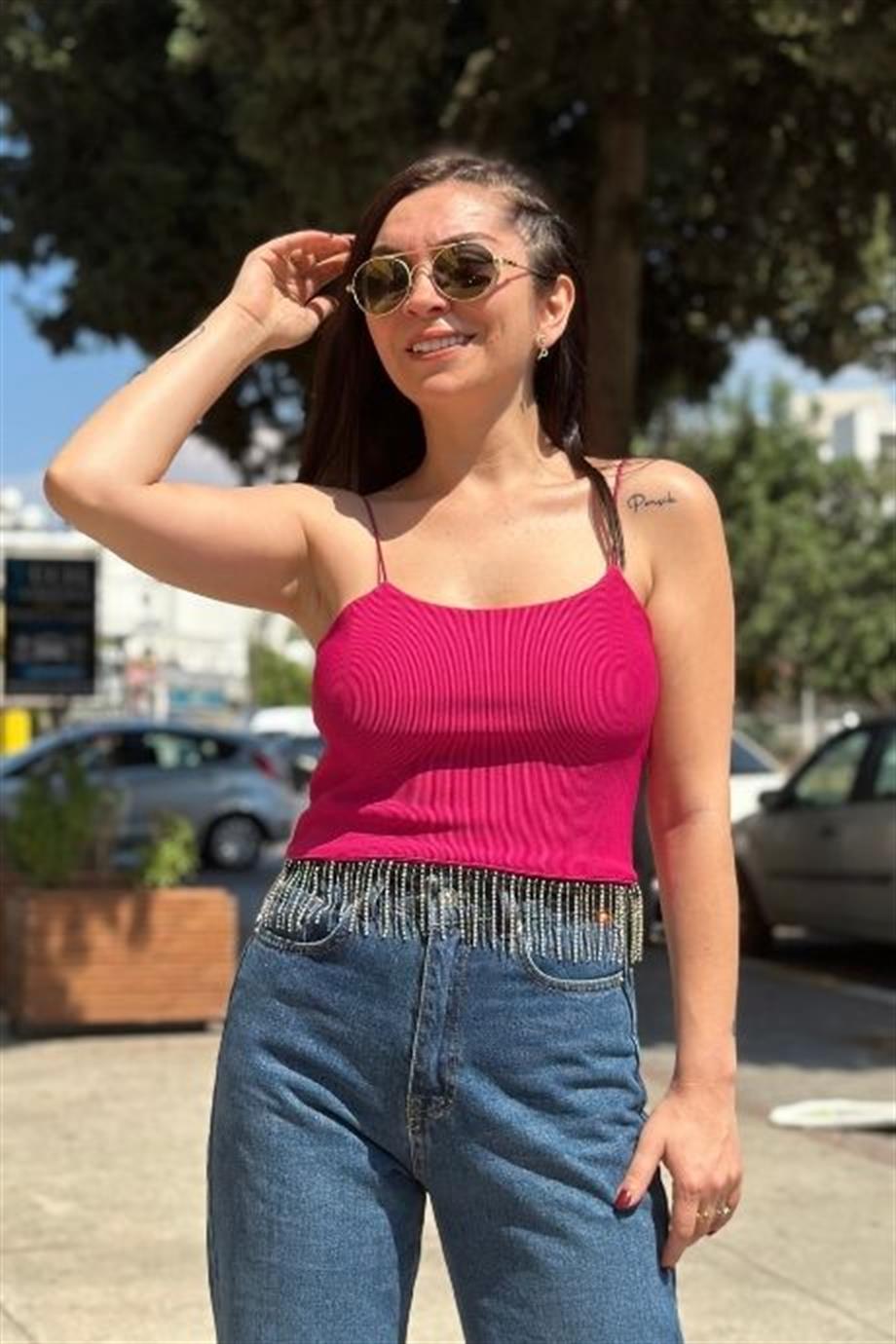 Lastik Askılı Fitil Detaylı Eteği Taş Püskllü Crop FUŞYA