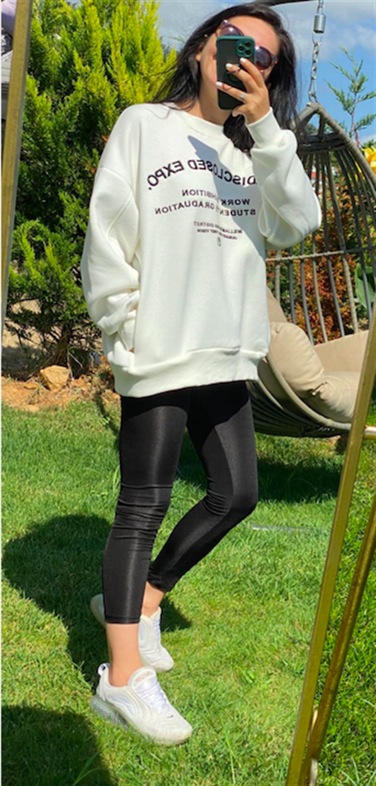 Cepli Baskılı Kemik Renk Sweatshirt