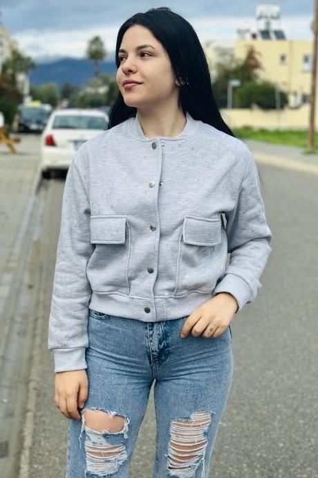 Çıt Çıtlı Ön Cep Detatlı Crop Hırka GRİ