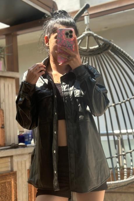 Blok Cep Detaylı Deri Gömlek Siyah