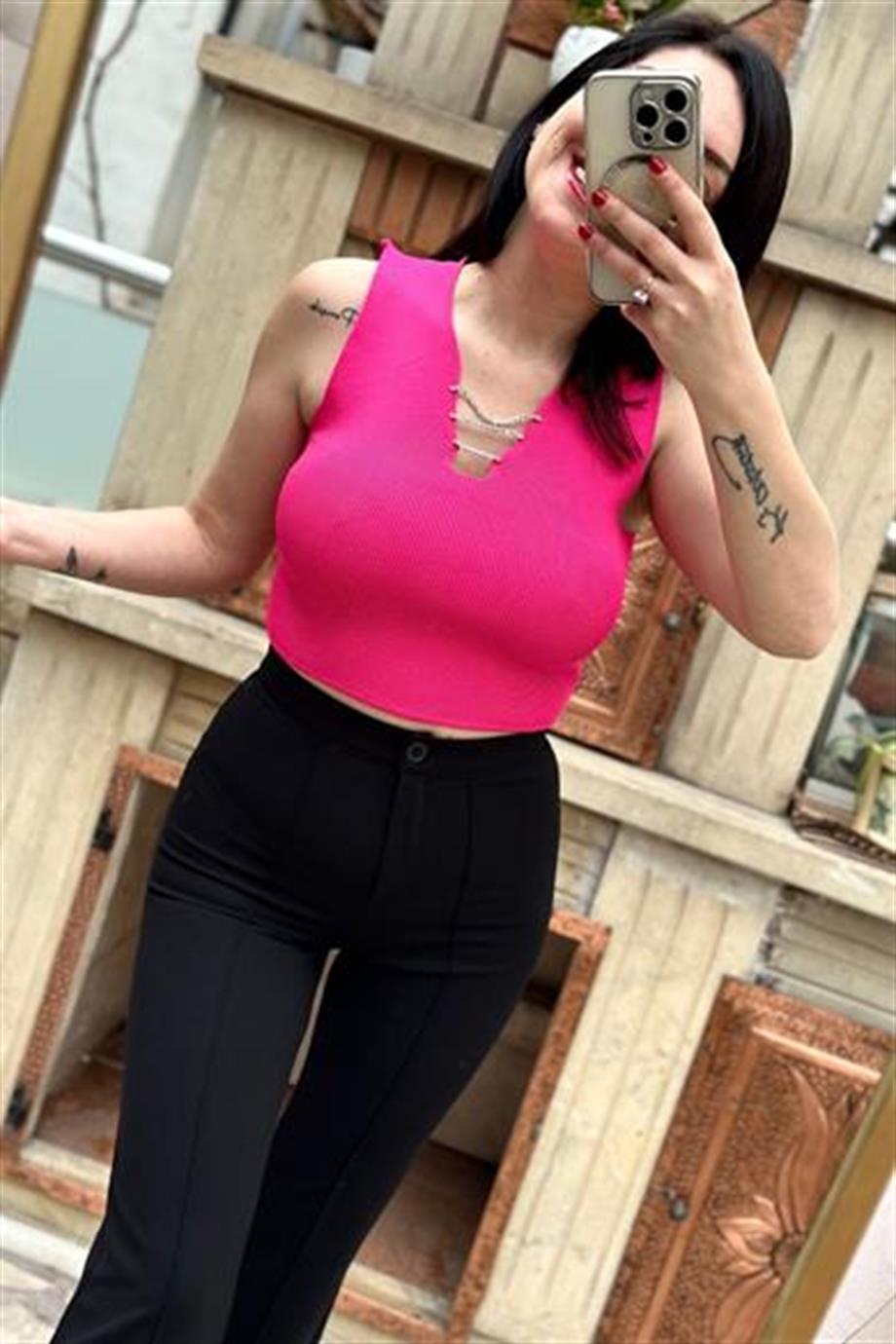 Kalın Askılı Taş Detaylı Trko Bluz FUŞYA