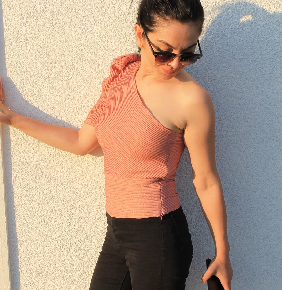 Omuz Dekolte Simli Pudra Pembe Bluz