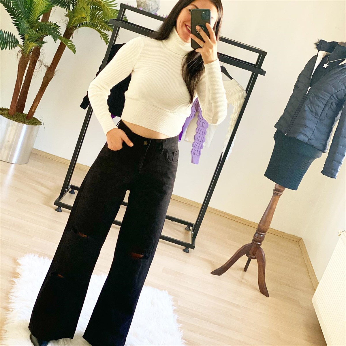 Palazzo Model Yırtık Yüksek Bel Siyah Jean