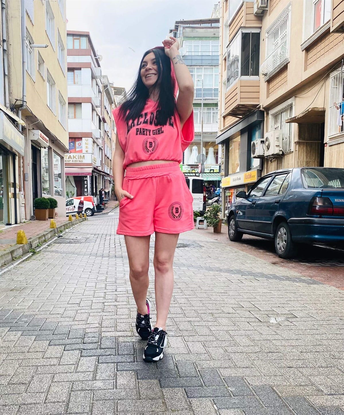 Pembe Exclusive Şortlu Rahat Kalıp Takım