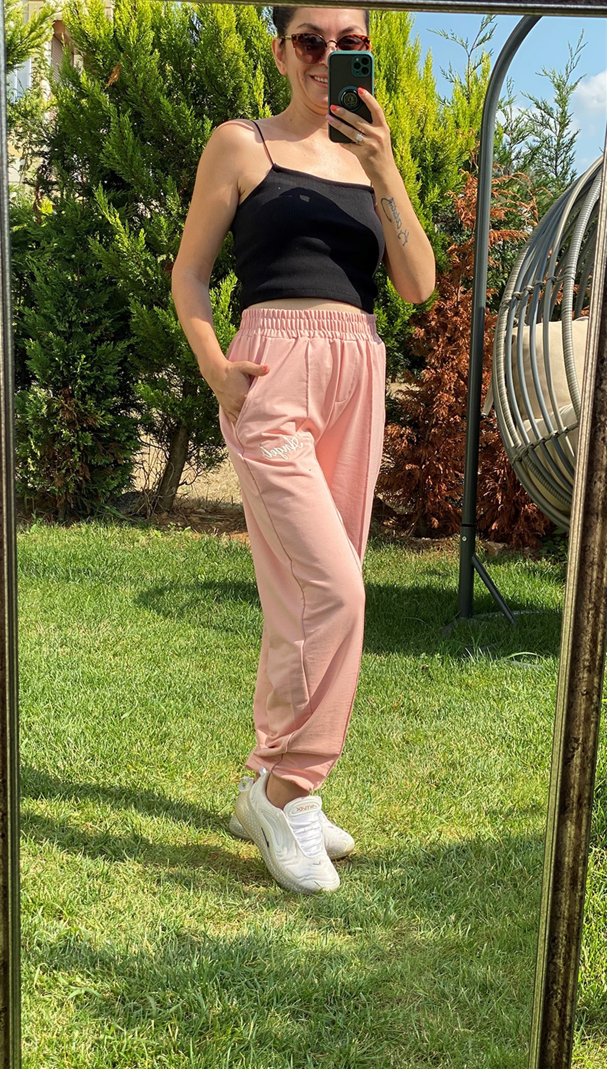 Pembe Renk Yazı Detaylı Basic Eşofman