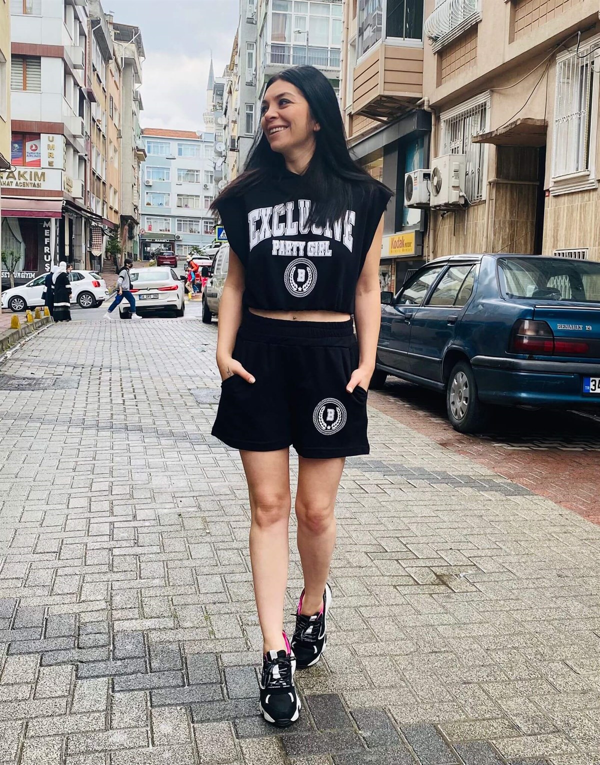 Siyah Exclusive Şortlu Rahat Kalıp Takım