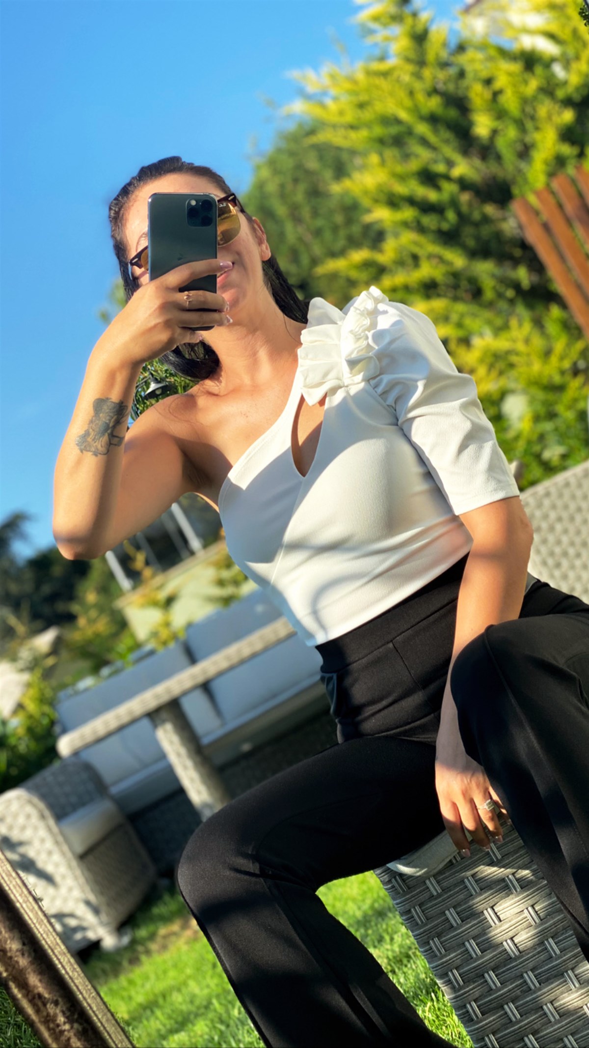 Tek Omuz Dikiş Detaylı Bluz