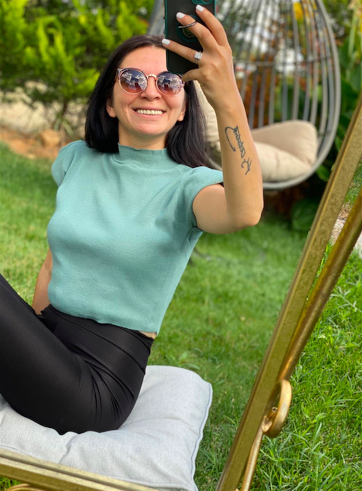 Vatkalı Yarım Balıkçı Mint Rengi Crop Top
