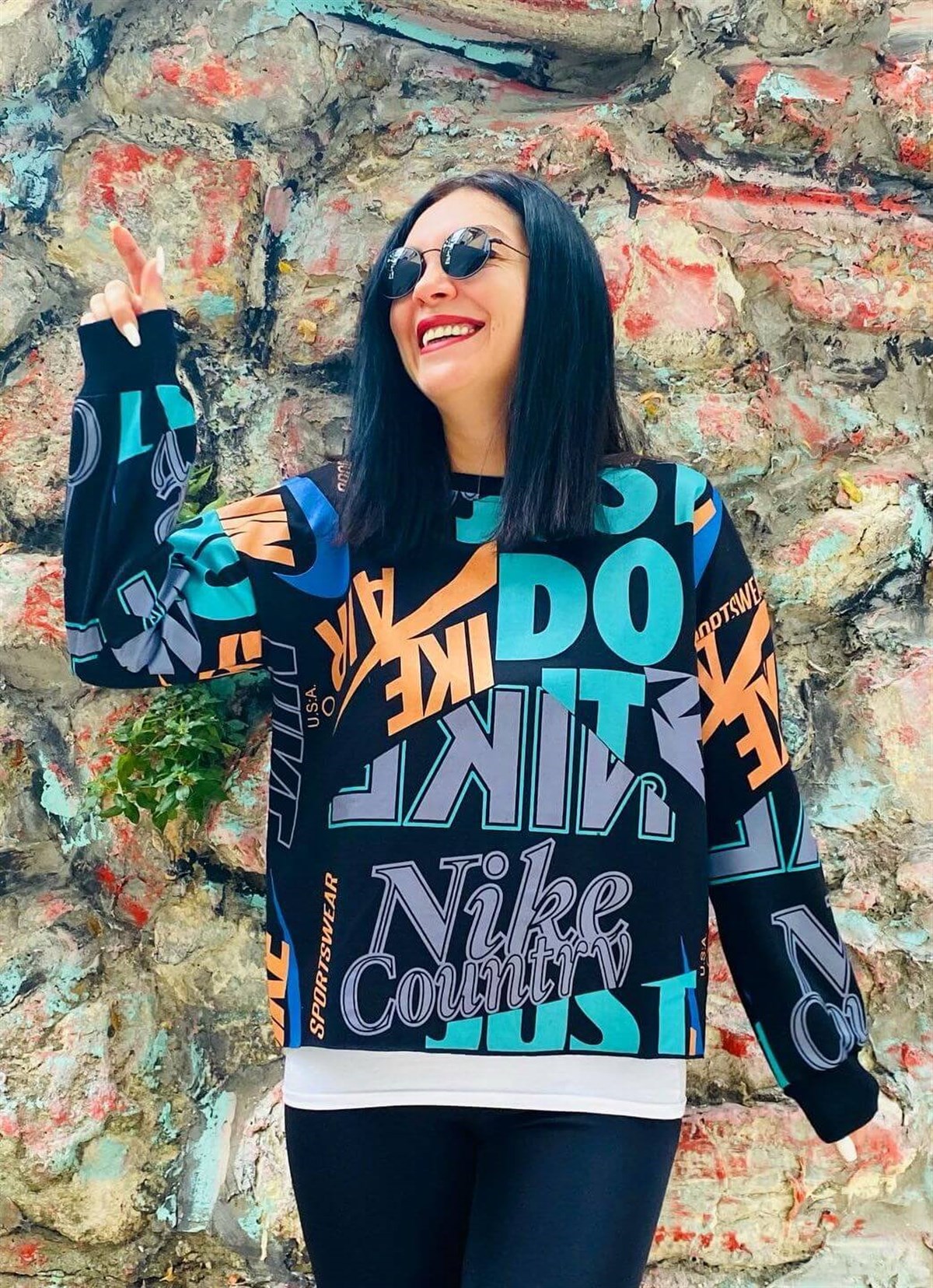 Yazı Detaylı Nike Siyah Sweat