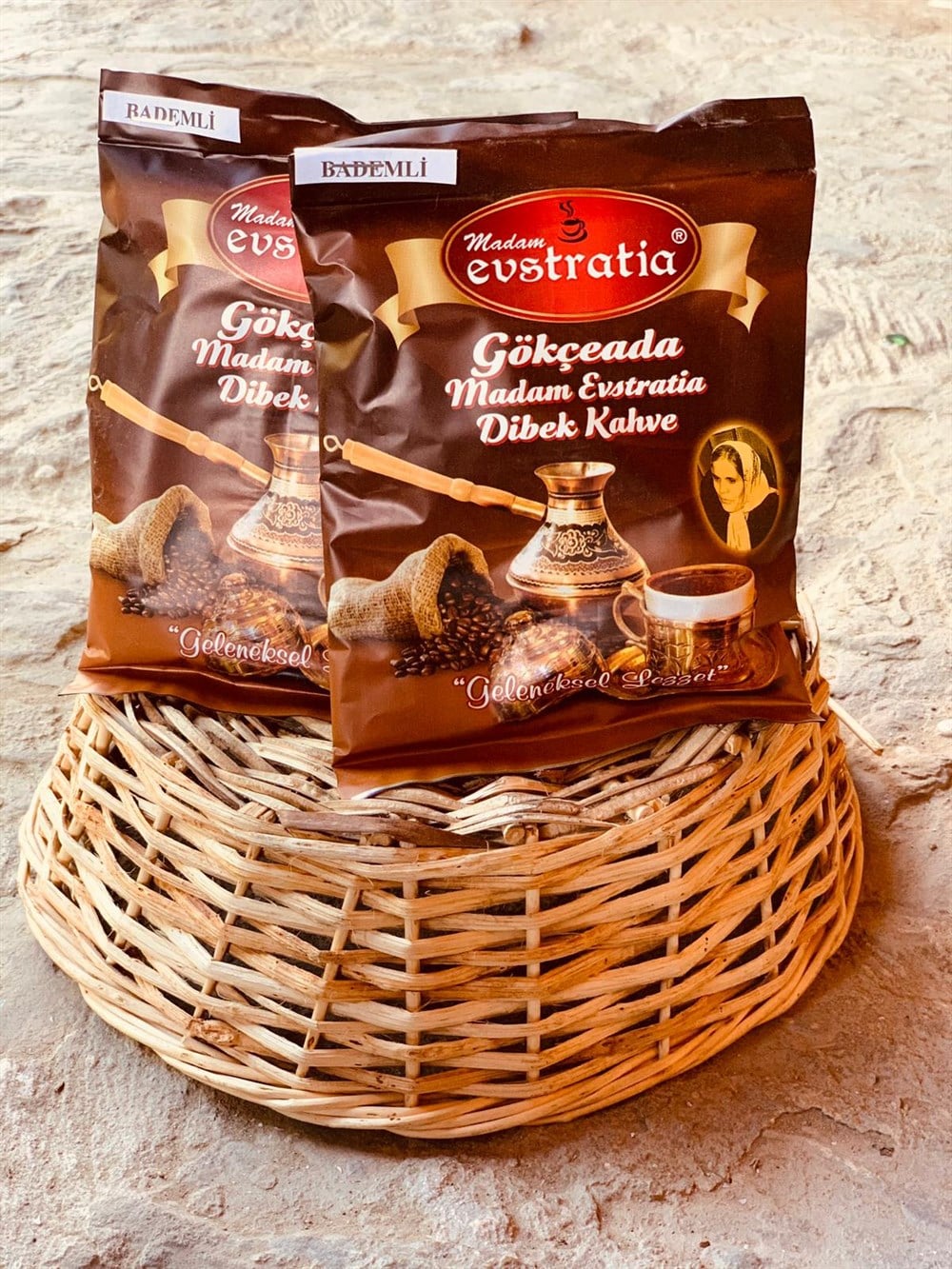 BADEMLİ DİBEK KAHVESİ 100g