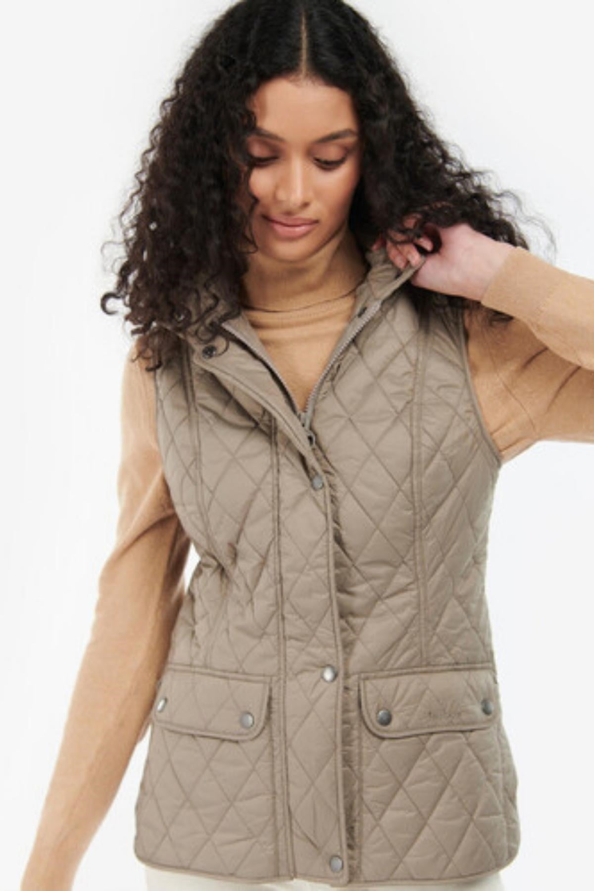Barbour Otterburn Yelek BE91 Doeskin